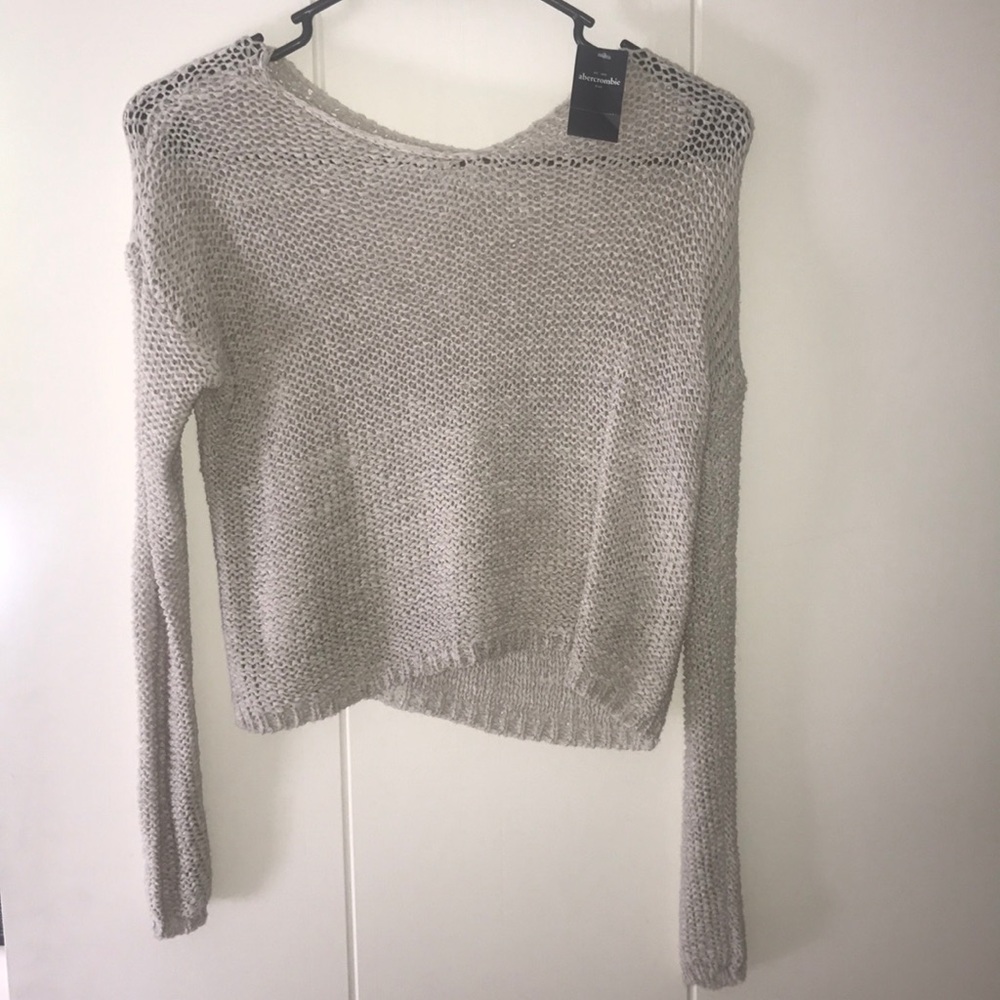 Brand new beige sweater, tags still on, knit